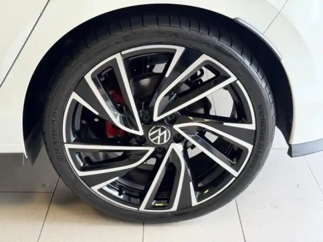 Volkswagen Golf 2.0 tdi scr 200ch gtd dsg7 — photo 13