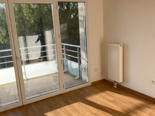 Marcq en Baroeul Croisé Laroche T2 42m2 balcon parking loyer mensuel 695+80 CC