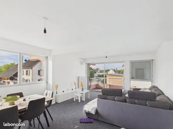T3 meublé de 87 m² avec balcon, cave et garage - Saint-Louis