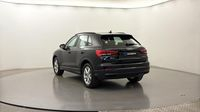 Audi Q3 35 TFSI 150ch Mild Hybrid Design S tronic 7 — photo 8