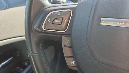 Land Rover Range Rover Evoque 2.0 TD4 180 AWD BVA9 - SE Dynamic – 2018 – 81562 km – Diesel – Boîte Automatique — photo 18