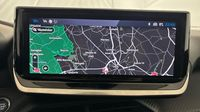 Peugeot 2008 1.2 Hybrid 145ch Allure e-DCS6 — photo 18