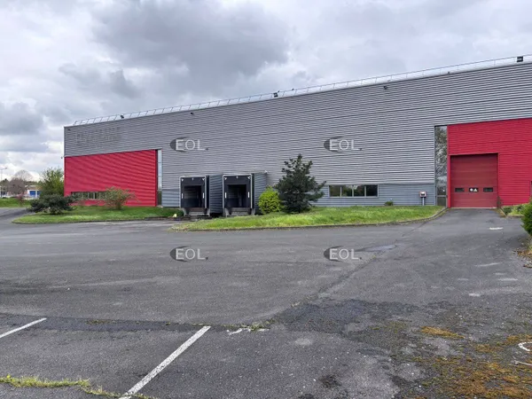 Entrepôt 4000 m²