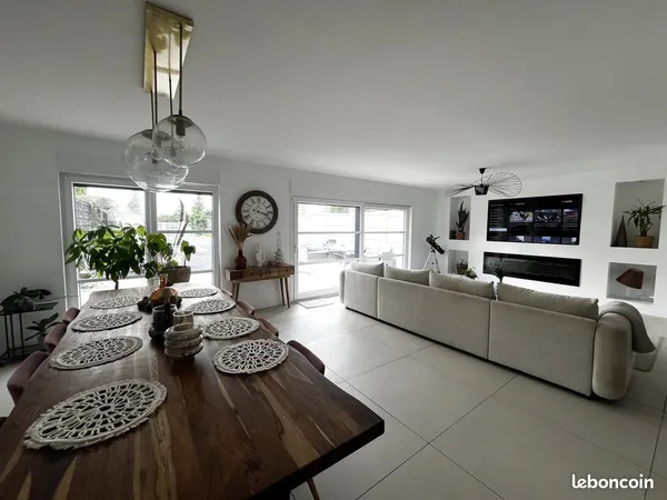 Maison 4 pièces 151 m²