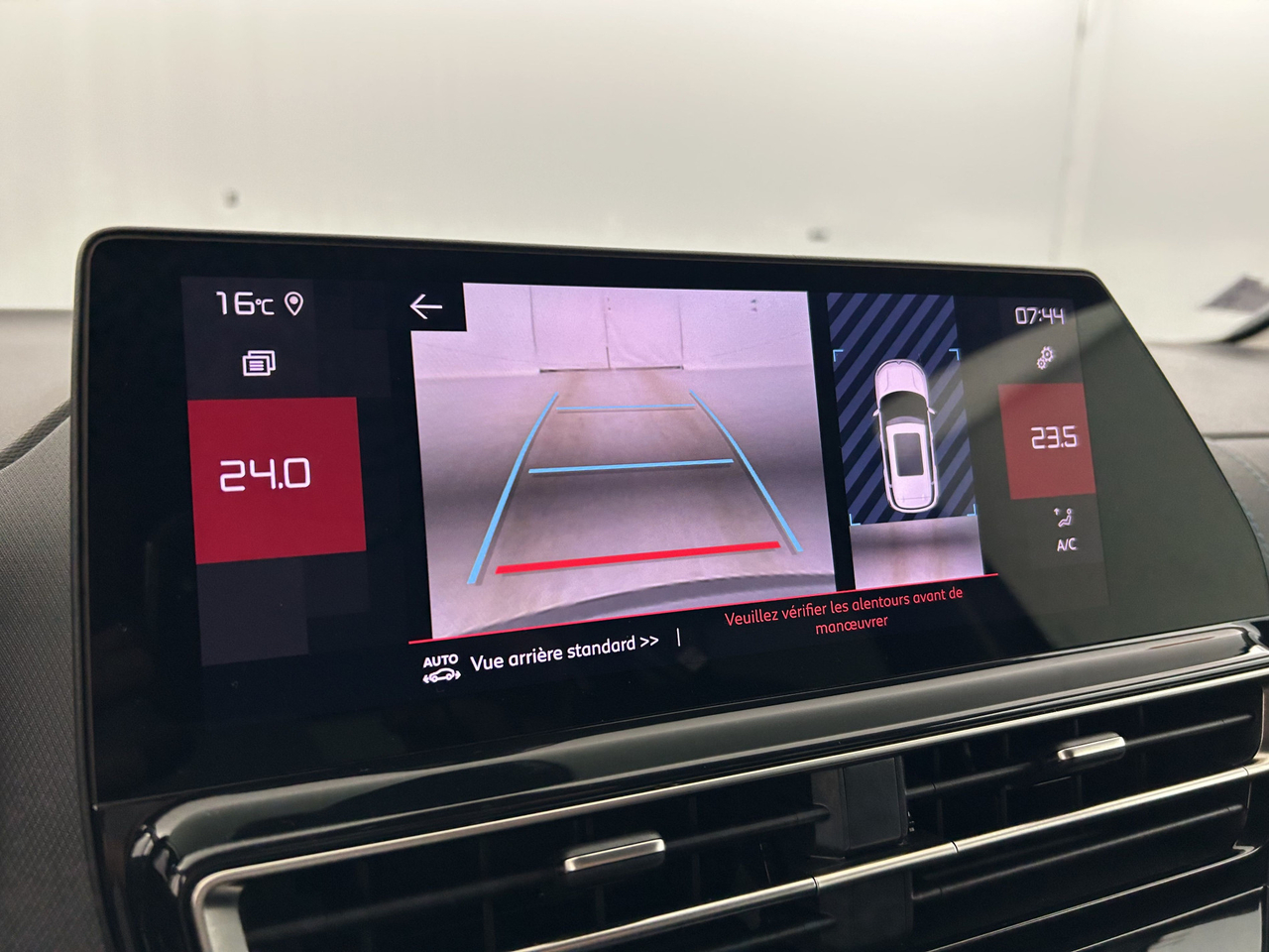 Citroën C5 Aircross — photo 24