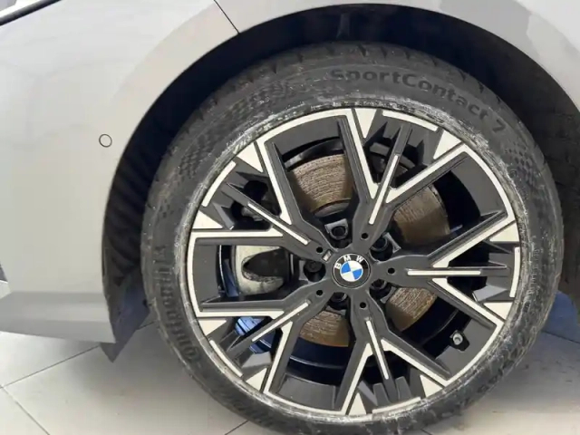 Bmw Serie 1 123 xdrive 218 ch dkg7 — photo 13