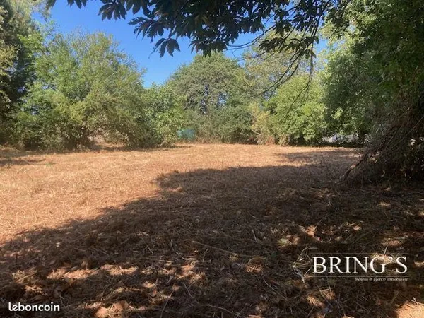 Terrain 1632 m² Elven