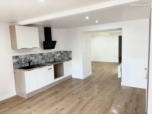 Grande maison de village entièrement rénovée