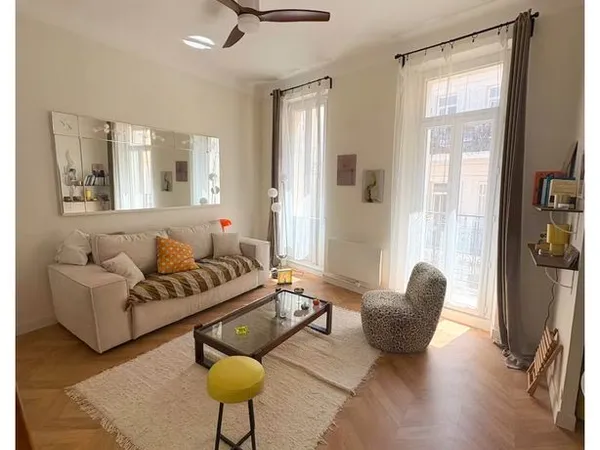T2 de charme 42 m² - Marseille centre / Longchamp - Balcon - Bail mobilité