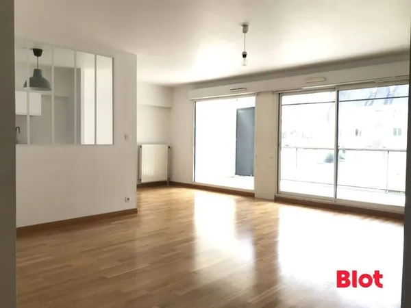 Appartement 4 pièces 80 m²