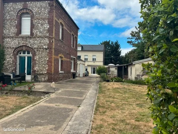 Bien immobilier de rendement Vente Caudebec-lès-Elbeuf 12p 200m² 212000€