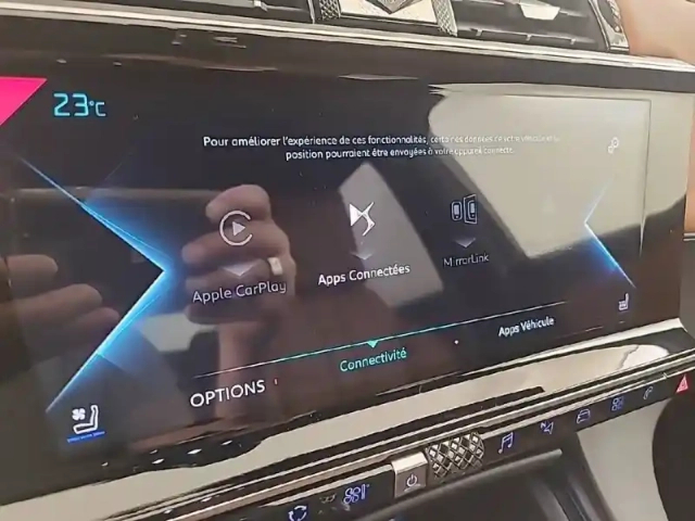 Ds Ds 7 ds7 crossback hybride 300 e-tense eat8 4x4 — photo 43