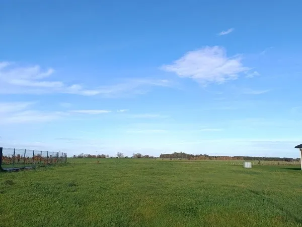 Terrain 1681 m²