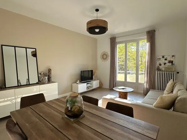 Vente appartement 3 pièces AVEC garage Cours Fauriel