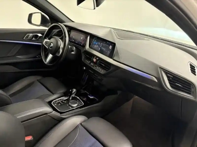 Bmw Serie 1 série 1 118da 150ch m sport 8cv — photo 6