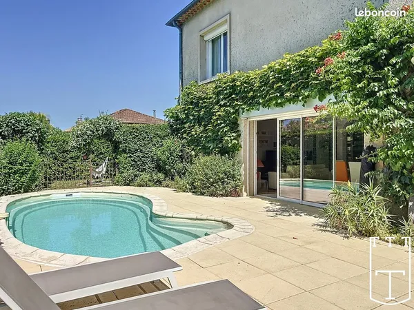 Villa 6 pièces 147 m²