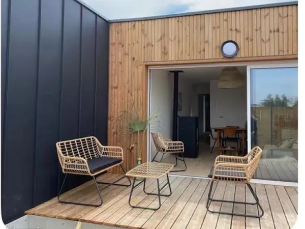 Location maison meublée sur St Gilles x de vie x2 personnes