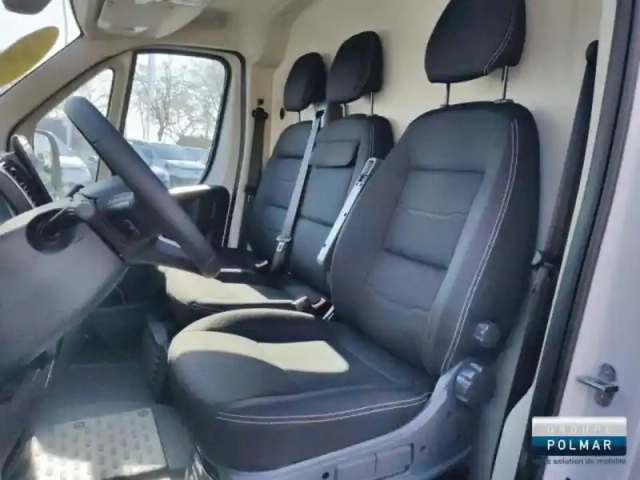 Opel Movano fg l2h2 3.3 140ch s&amp;s pack premium connect — photo 11
