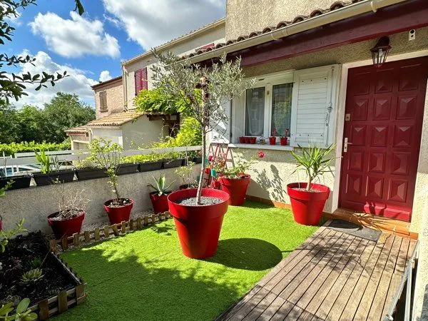 Belle maison face au parc