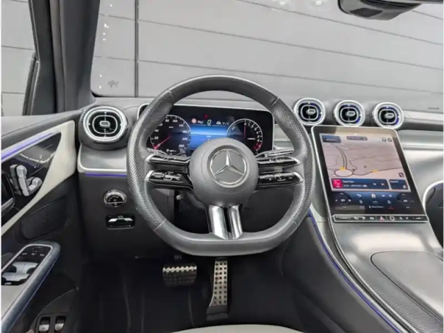 Mercedes Glc 300 e  hybrid eq 4matic — photo 12