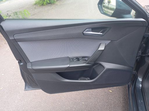 Seat Leon 2.0 TDi 150 DSG7 - Style Business – 2020 – 135803 km – Diesel – Boîte Automatique — photo 42