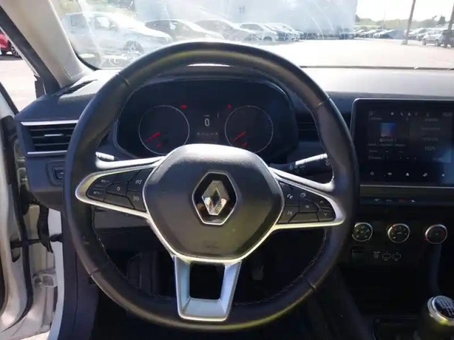 Renault Clio tce 90 — photo 21