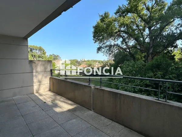 Appartement Location Villeneuve-lès-Avignon 2p 35m² 610€