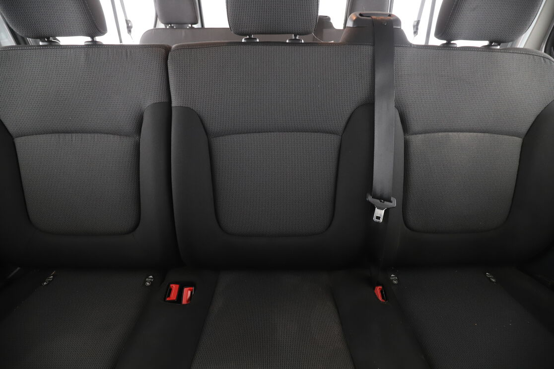 Renault Trafic Combi 2.0 dCi Energy L2 Zen — photo 15