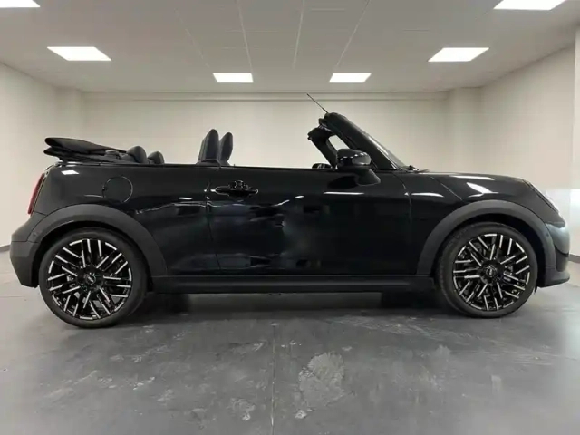 Mini Cooper cabrio c 163ch favoured dkg7 — photo 6