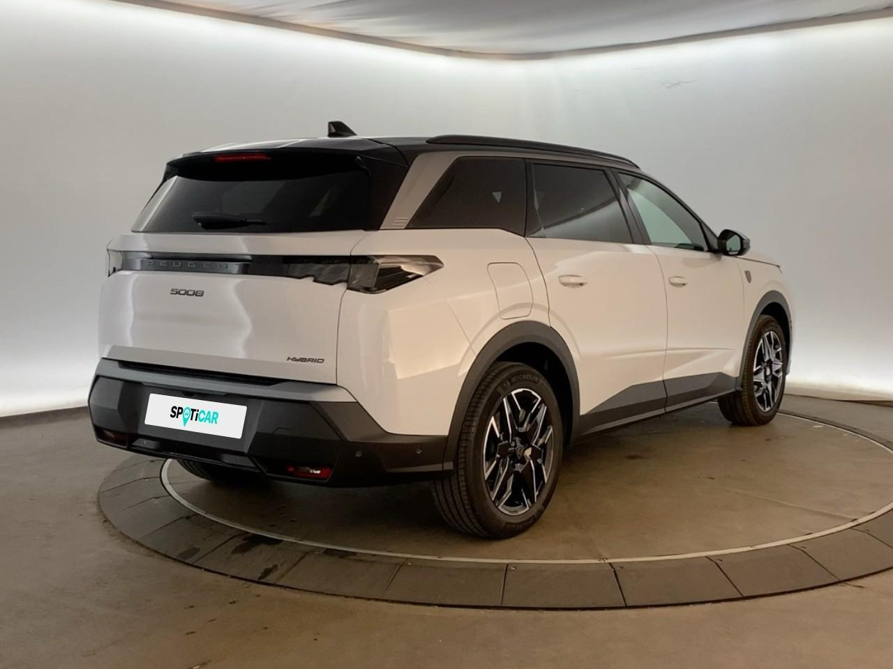 Peugeot 5008 hybrid 145 ch e-dcs6 gt — photo 7