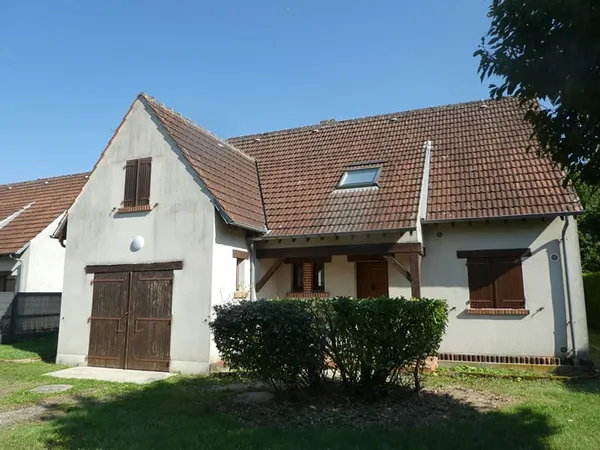 Belle maison Chateauneuf Sur Loire 5 pièces - 4 chambres - 1300 euros/mois