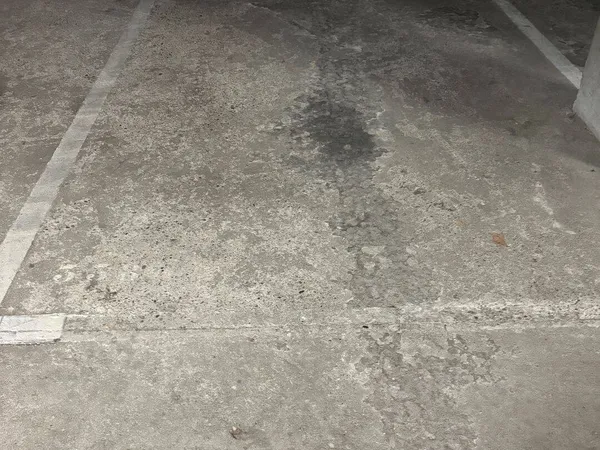 Parking 12 m²