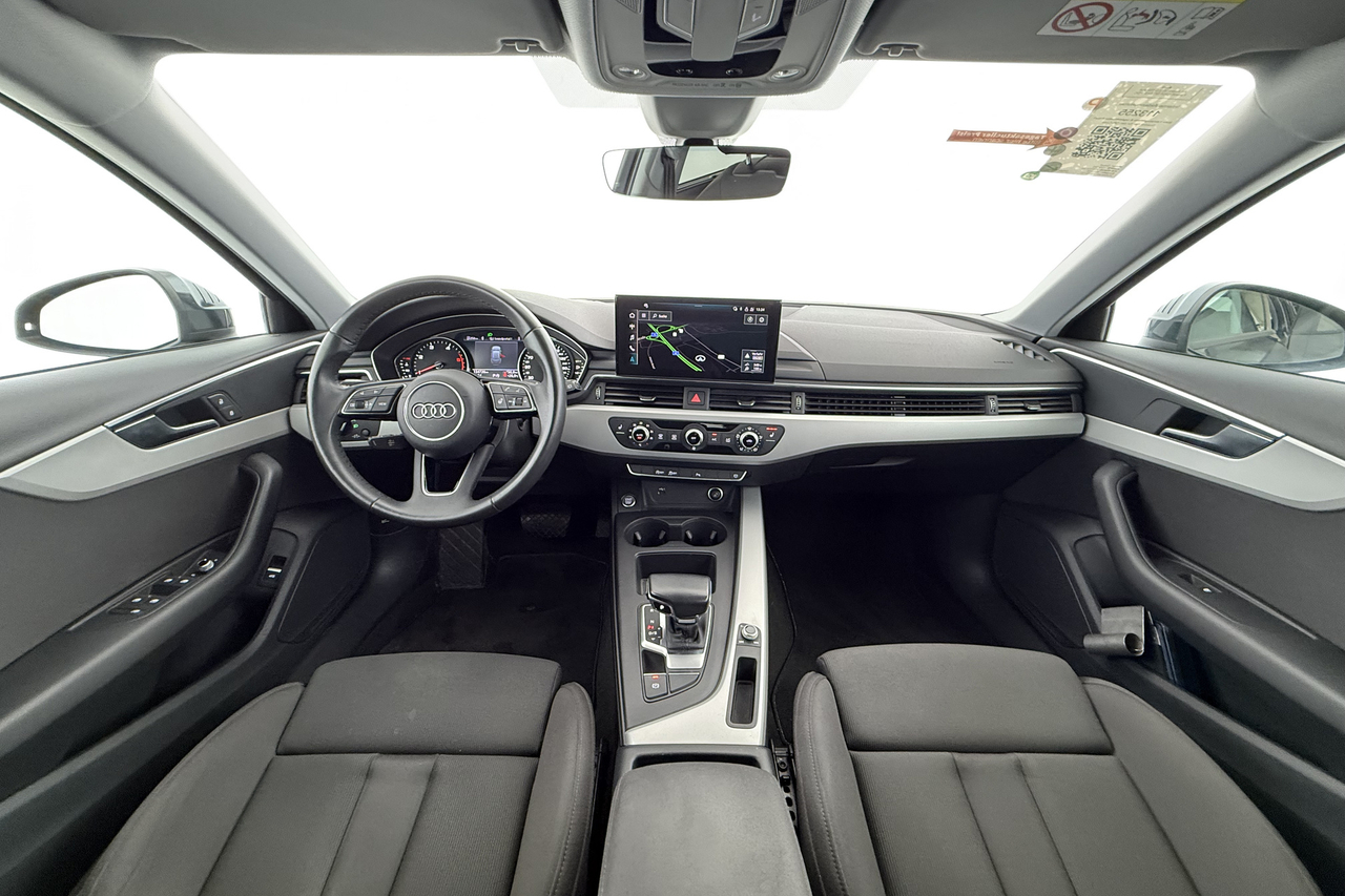 Audi A4 Avant — photo 12