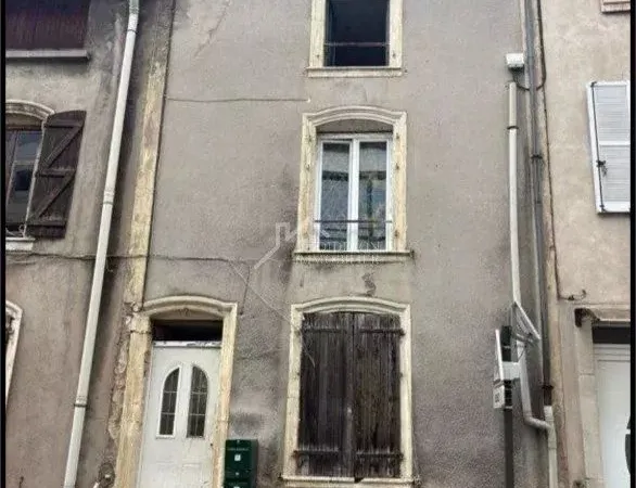 Immeuble de rapport 102 m²