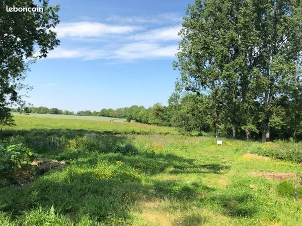 Prairie clôturée de 4,6hec à louer