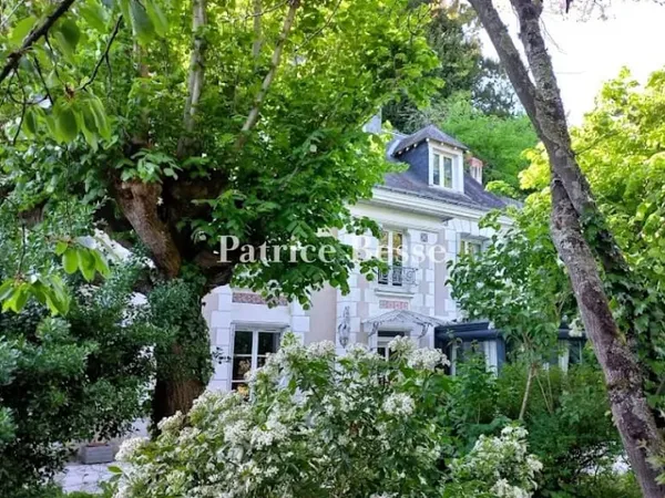 Maison 7 pièces 225 m²