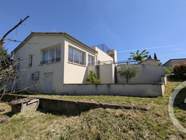 Maison 11 pièces 208 m²
