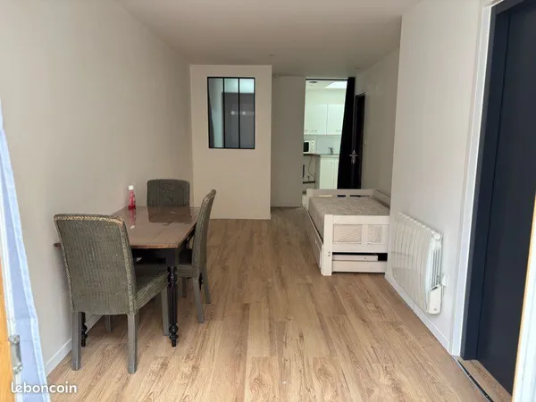 Studio 26m2 meublé rue saint sépulcre