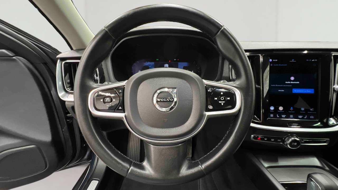Volvo V60 B4 AWD 197 ch Geartronic 8 — photo 10