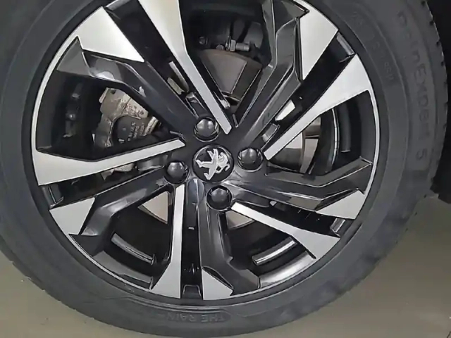 Peugeot 2008 bluehdi 130 s&amp;s eat8 — photo 13