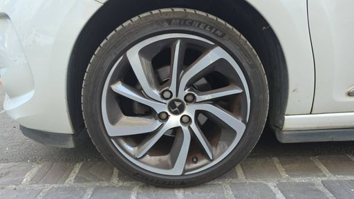 DS DS3 1.2 PureTech 130 - Sport Chic – 2016 – 120813 km – Essence – Boîte Manuelle — photo 10