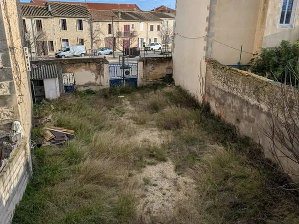 Maison 4 pièces 437 m²