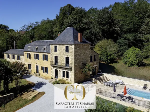 Sarlat: Périgourdine restaurée de 525 m2 - 2 gites - Grange - 1