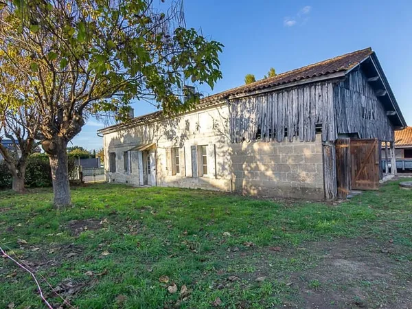 Maison en pierre 162 m² à rénover - Potentiel familial ou investissement (Proche Saint-André-de-Cubz