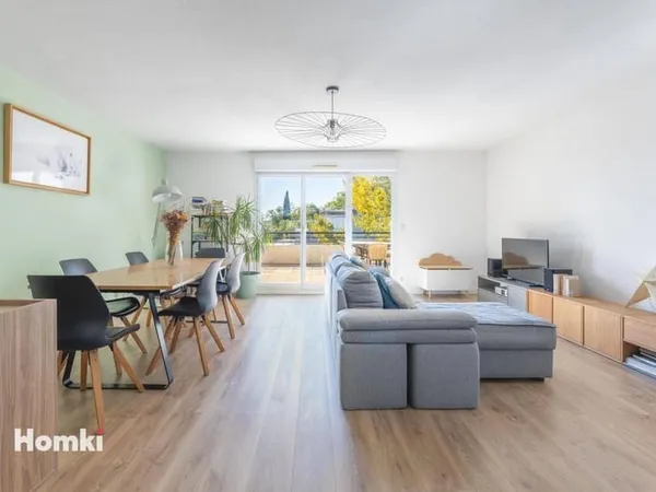 Appartement 4 pièces 94 m²