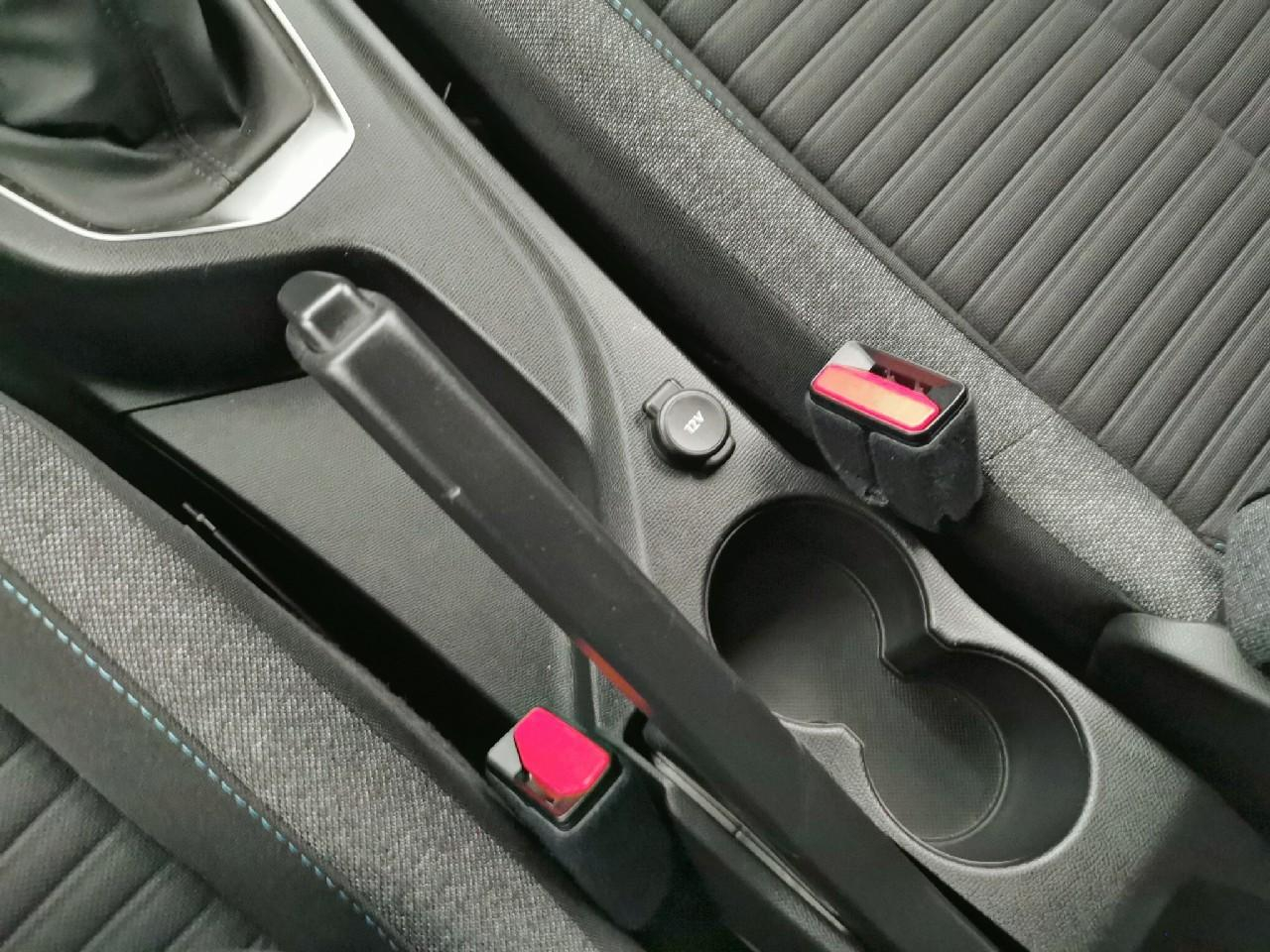 Peugeot 2008 puretech 100 s&s bvm6 style — photo 30