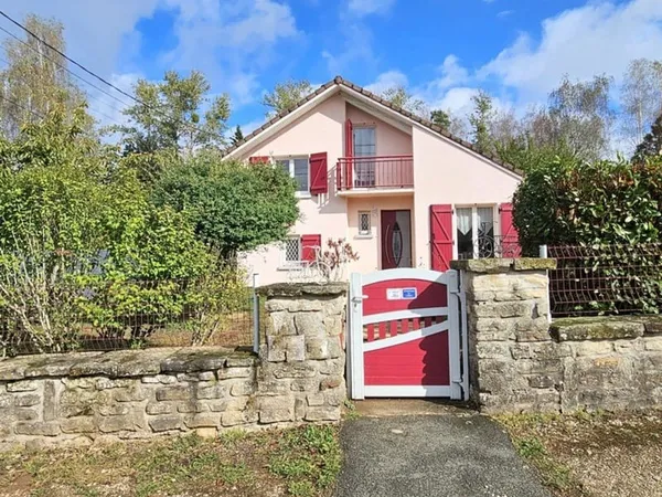 Maison à vendre en exclusivité,5 pièces ESCLES (88), sur un terrain de 922m²