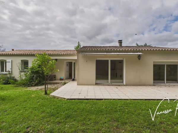 MAISON DE 135M² 4 CHAMBRES JARDIN ET GARAGE 60 m² à PESSINES