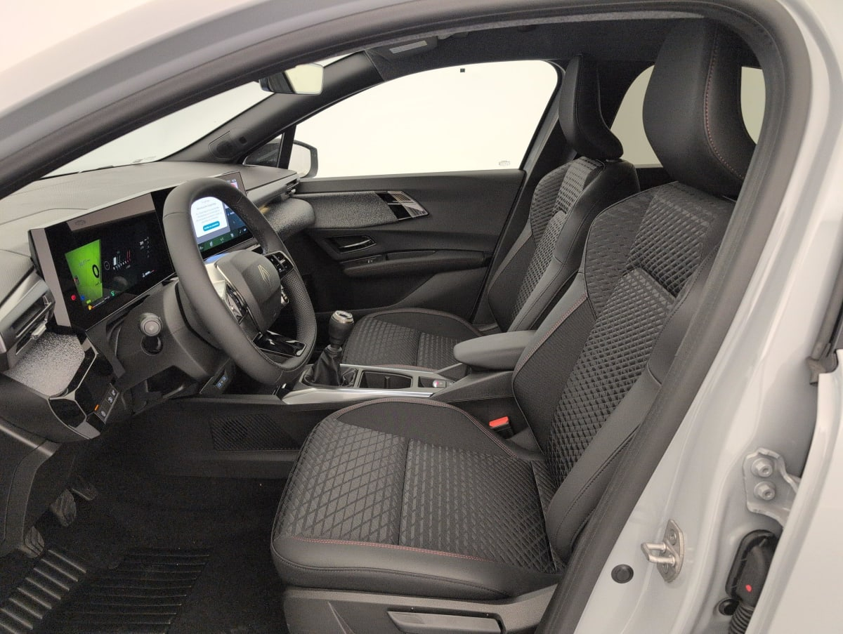 Renault Clio 6 — photo 23