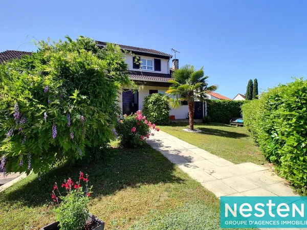 Maison familiale avec piscine Secteur Grand Large à Meyzieu